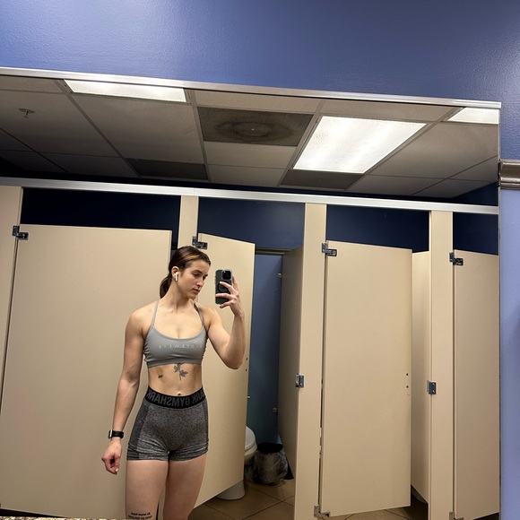 Meet your Posher, Kinsley - Picture 1 of 1